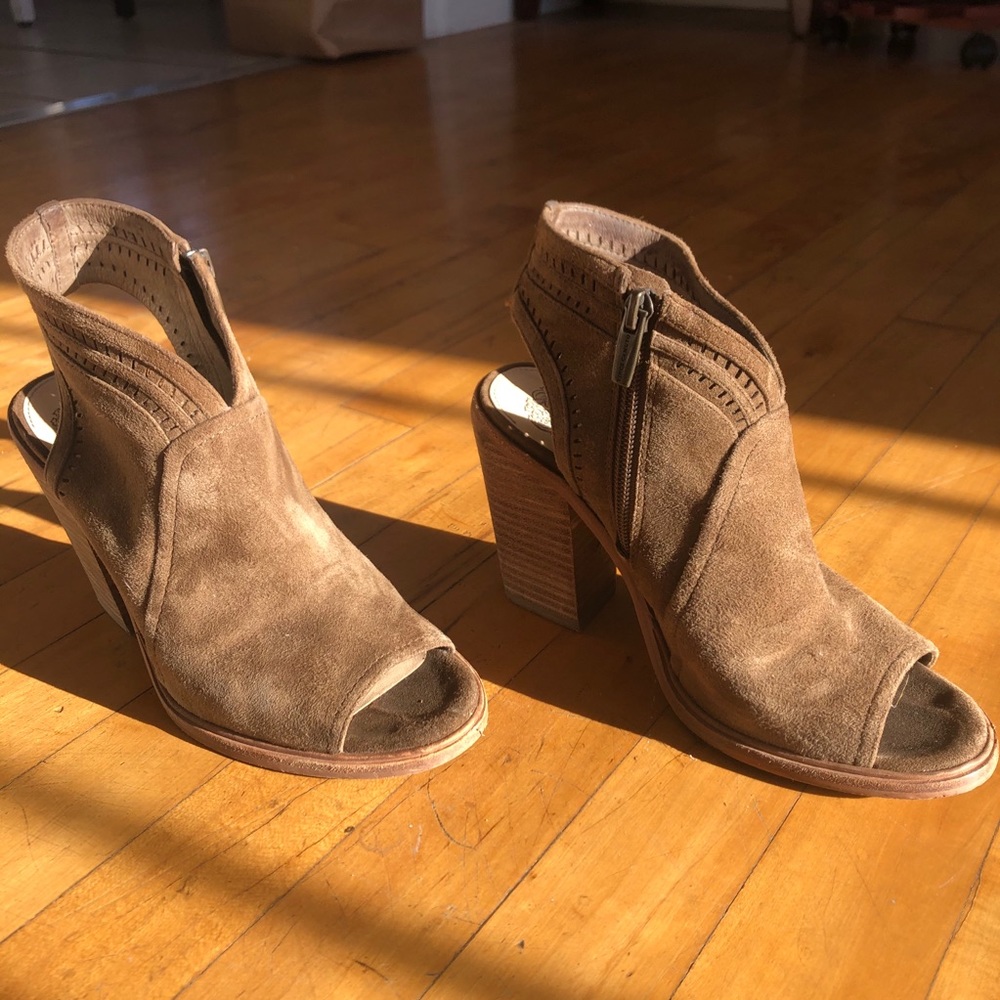 Lightly Worn Vince Camuto Peeptoe Wedges